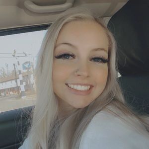 Meet your Posher, Alisha